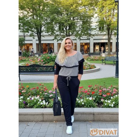 Fashion by NONO - Szimeoni fekete-fehér csíkos mintás overáll