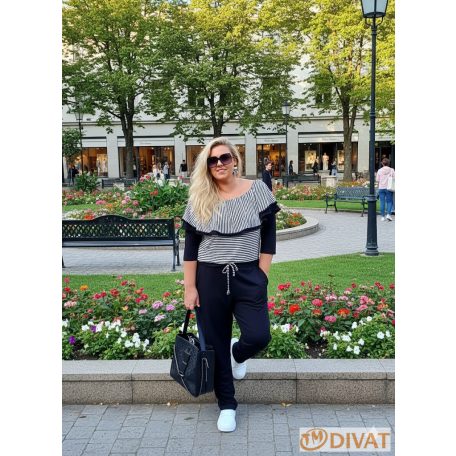 Fashion by NONO - Szimeoni fekete-fehér csíkos mintás overáll