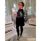 Fashion by NONO - Bogi mellnél ringlivel díszített "A" vonalú fekete tunika 