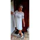 Fashion by NONO - Villő csipkebetéttel díszített törtfehér alkalmi ruha