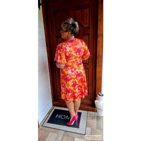 Fashion by NONO - Dézi narancs alapon virágmintás ruha 