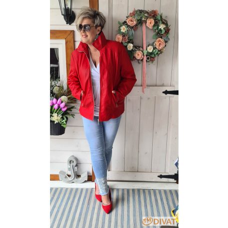 Török puha anyagú, karcsusított fazonú műbőr dzseki piros színben