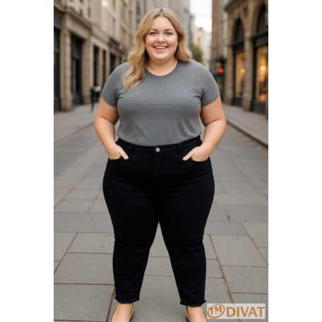 Alul szaggatott plus size farmernadrág fekete színben